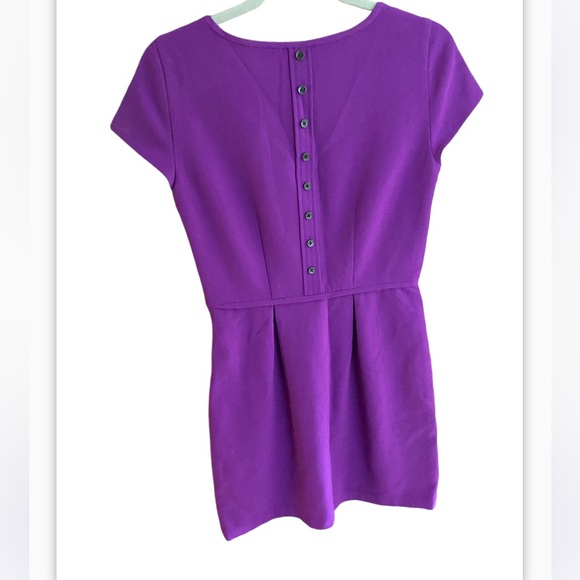 Broadway & Broome button back sheath dress.  Size 2. - Picture 3 of 12